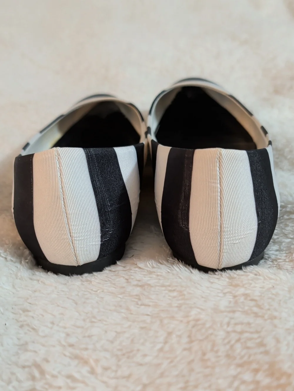 NIB Christian Siriano for Payless Gigi Striped Pointed Toe Flats - Size 7.5